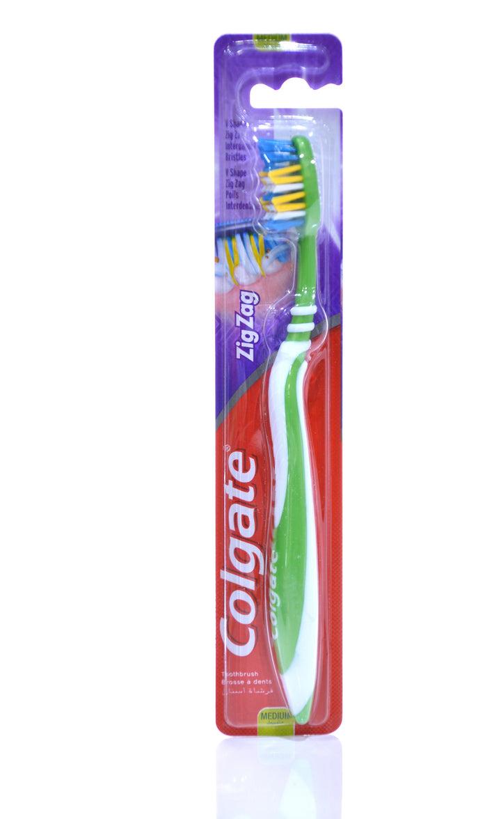 COLGATE - ZIGZAG FLEXIBLE+TONGUE CLEANER MEDIUM TOOTHBRUSH - Zigzag Medium - Holdnshop